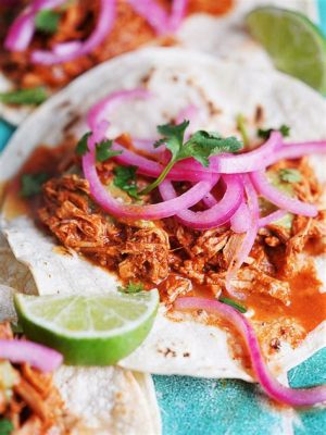   Cochinita Pibil:  ジューシーな豚肉と柑橘系の香りが織りなす、ユカタン半島の絶品料理！