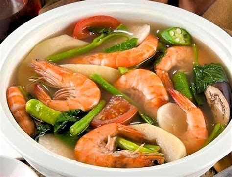  Sinigang na Hipon、ピリ辛な酸味が食欲をそそるフィリピンの絶品スープ！